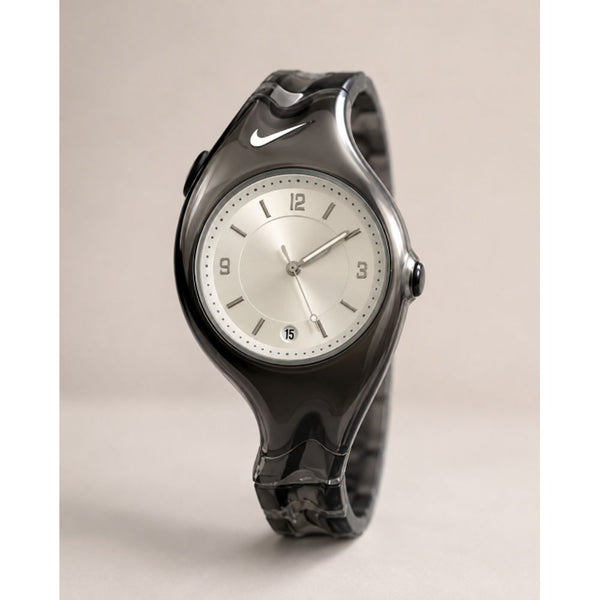 NIK KE TRIAX BLACK WHITE 884