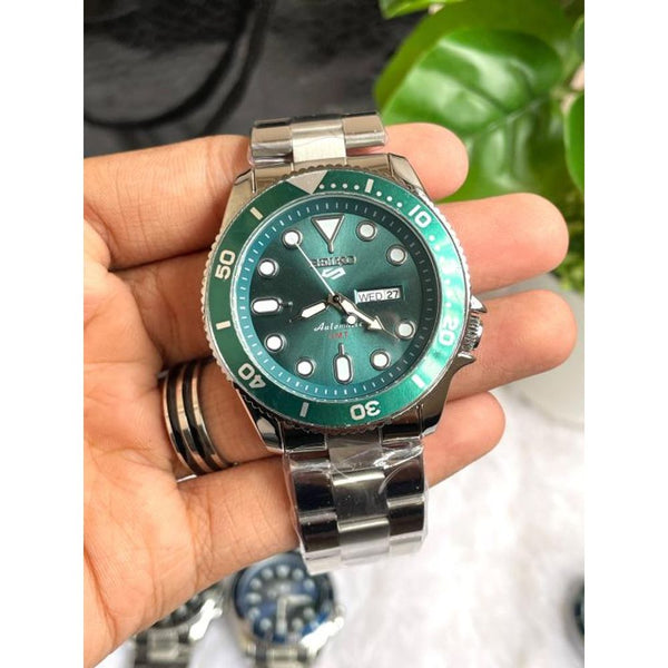 Seiko 5 Sports Day Date Open Back Silver Green AT458