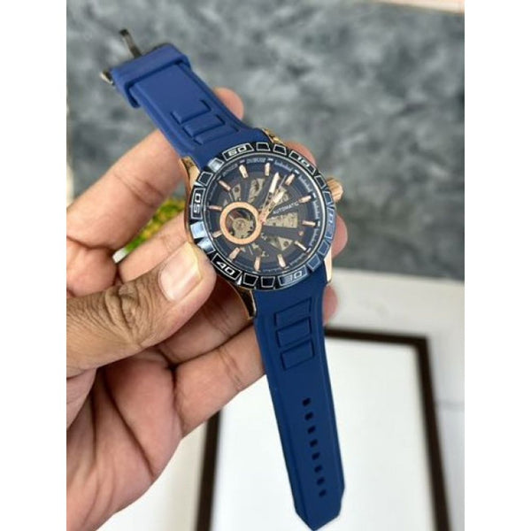 ROGER DUBUISWACH