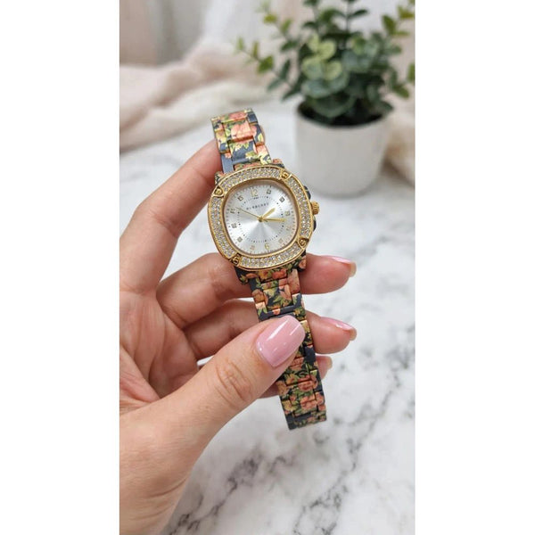Burberr y Women blue