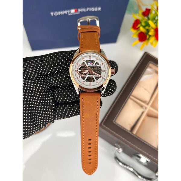 TOMMM Y HILFIGER WATC M-690