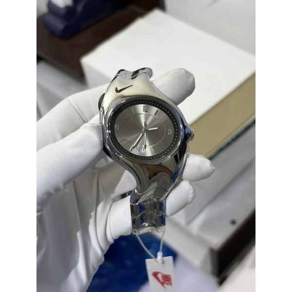 NIK KE TRIAX GLOSSY SILVER GREY 892