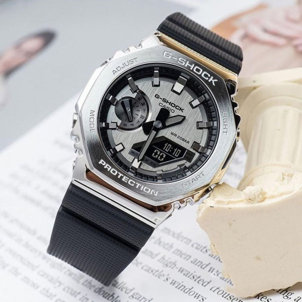 G SHOCK GA2100 METAL MENSWACH