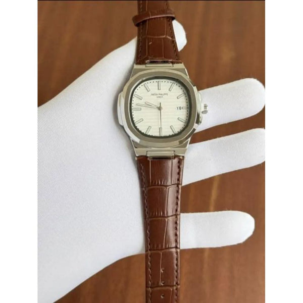 Patek Philipp Nautilus Quartz Leather