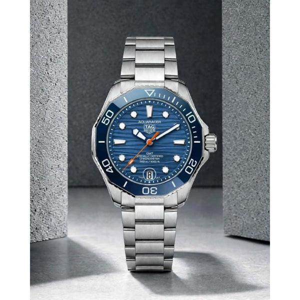 Tag_g Heuee_r Aquaracer Professional 300m date automatic japan zik zake line silver blue