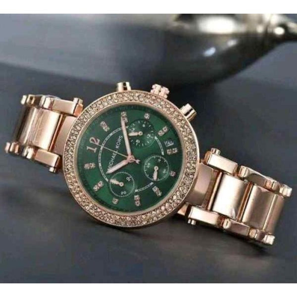 Michael Korr_s Rose Green