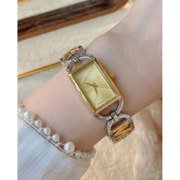 Michael_l Kors Empire