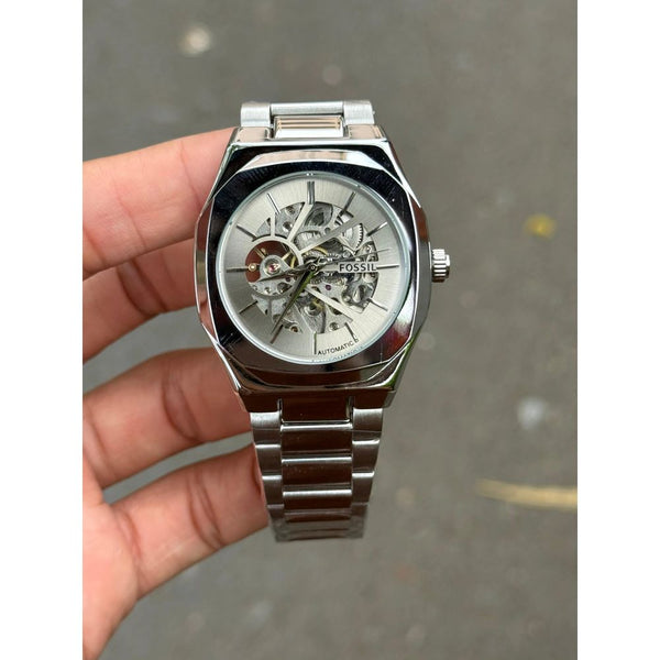 Fossil Skeleton Square Open Machine