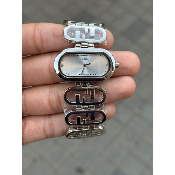 Fend i O Lock Oval Bracelet Womens