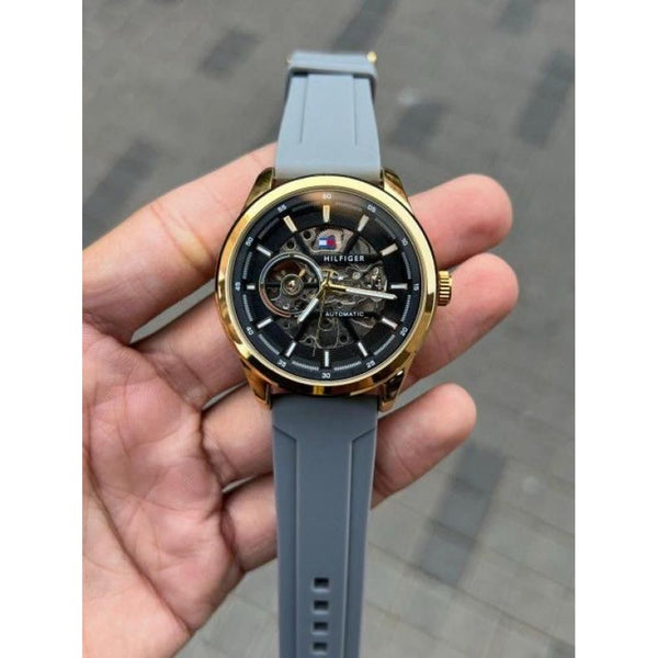 TOMMY HILFIGAR AUTOMATIC SILICON WATCH