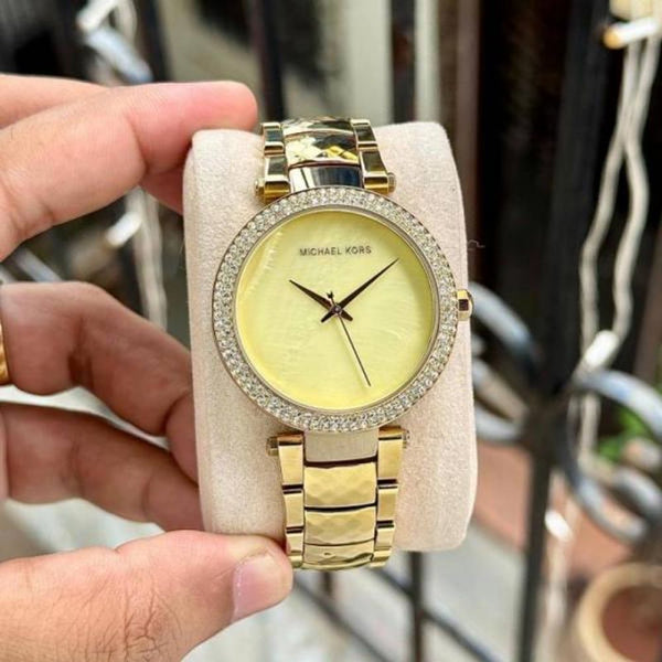 Mk michaeel kors Parker Pave gold 145