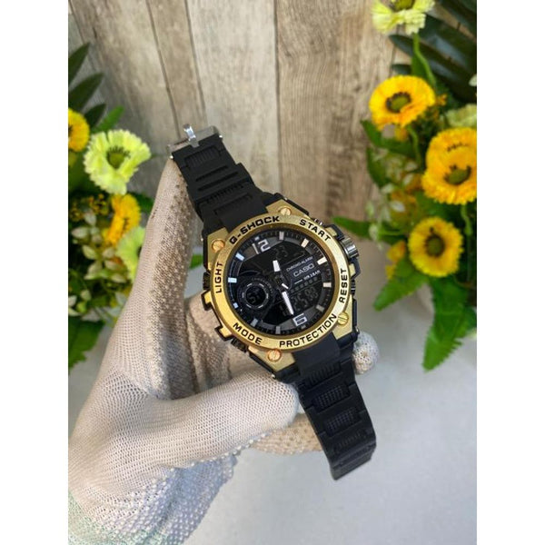 G SHOCK MENSWACH GOLD BLACK COLOUR