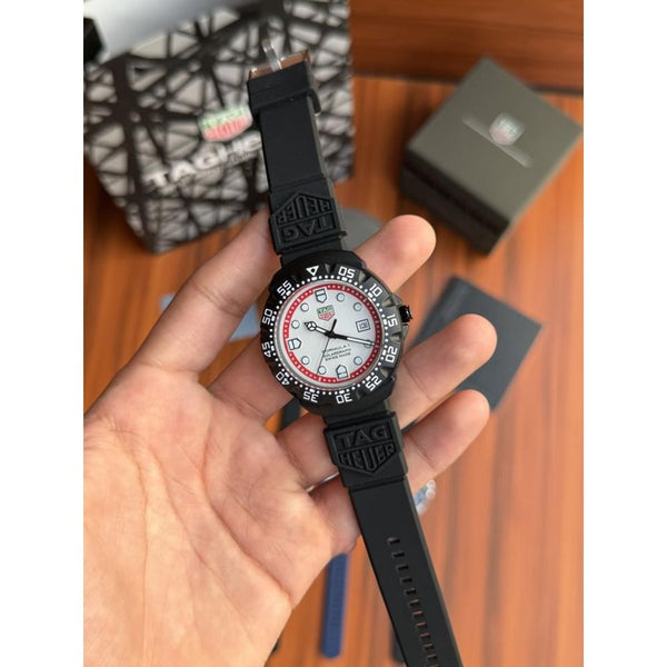 TAG HUER FORMULA 1 SWIFT MOUMENT