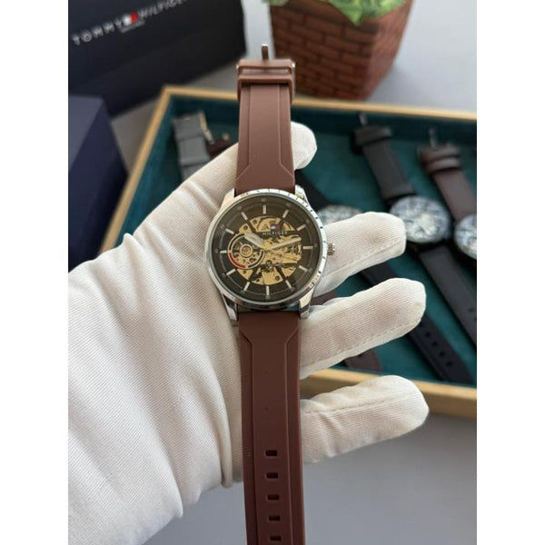 Tommy Hilfigar Automatic premium silicon brown W326