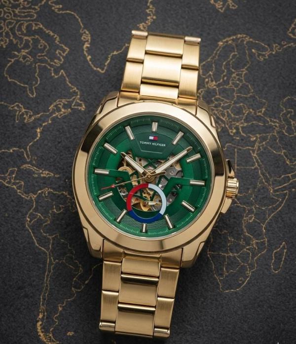 Tommy Hilfigar automatic skeleton