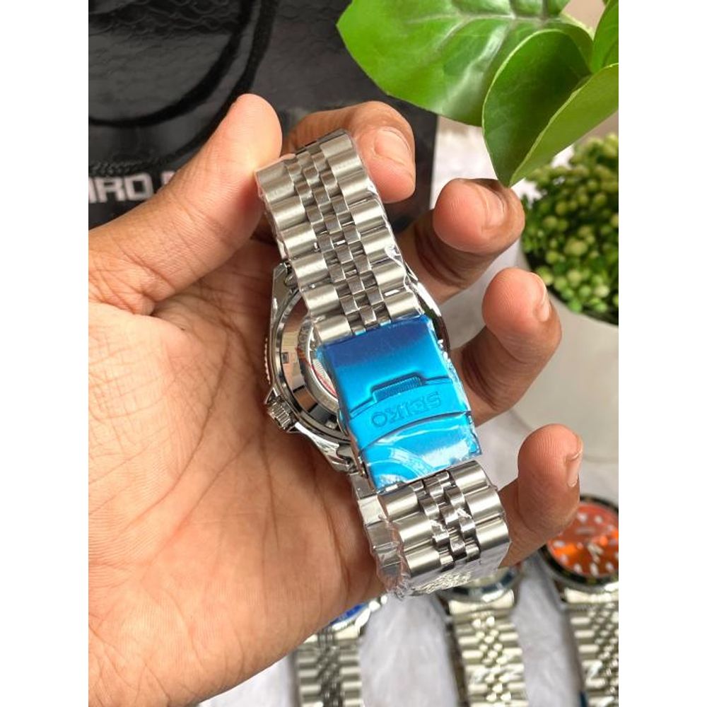 Seiko Sports GMT Open Back Red Black AT438
