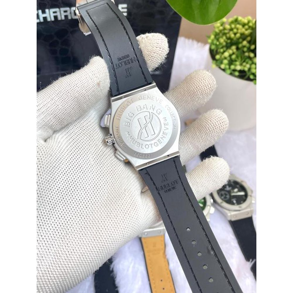 Hublot Big Bang NoN Chrono Arabic Silver Grey AT448