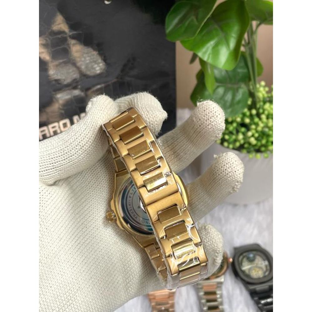 PATEK PHILIIPPE SUN GOLD BLACK DIAL AT456