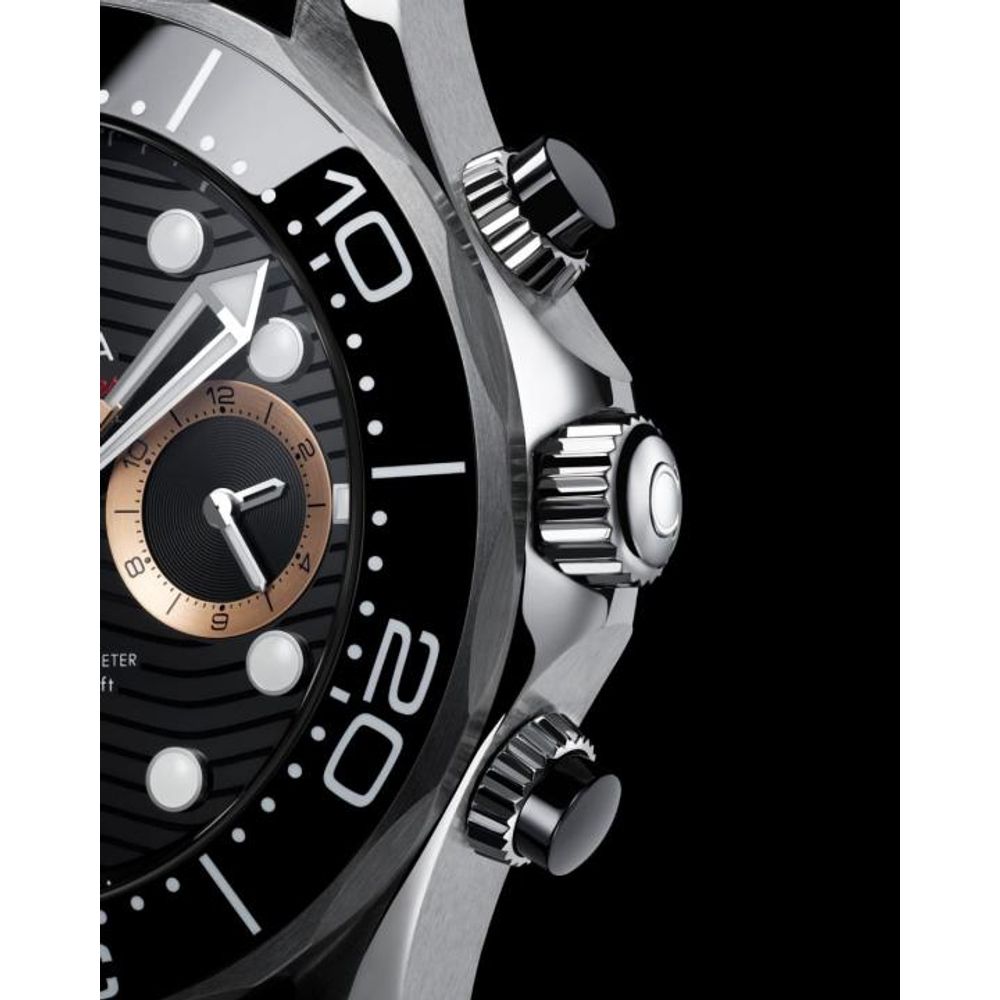 Omegha Seamaster Diver 300M Chronograph 007 First Light