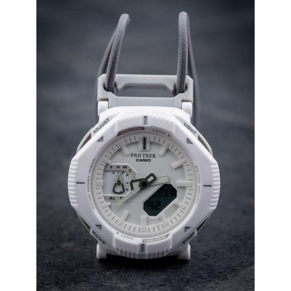 Casio Pro Trek PRJ-B001B-2 full white
