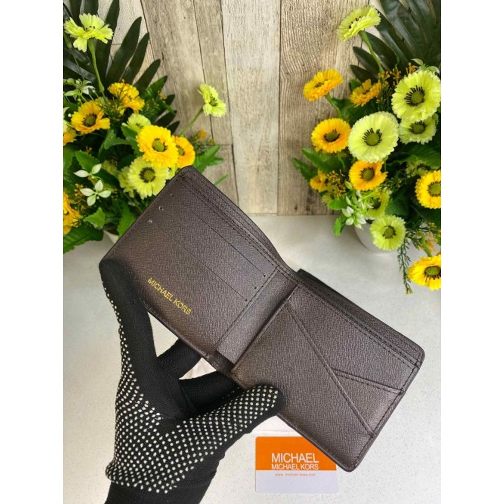 MICHEAL KORS WALLET WID OG BOX & ETC 380