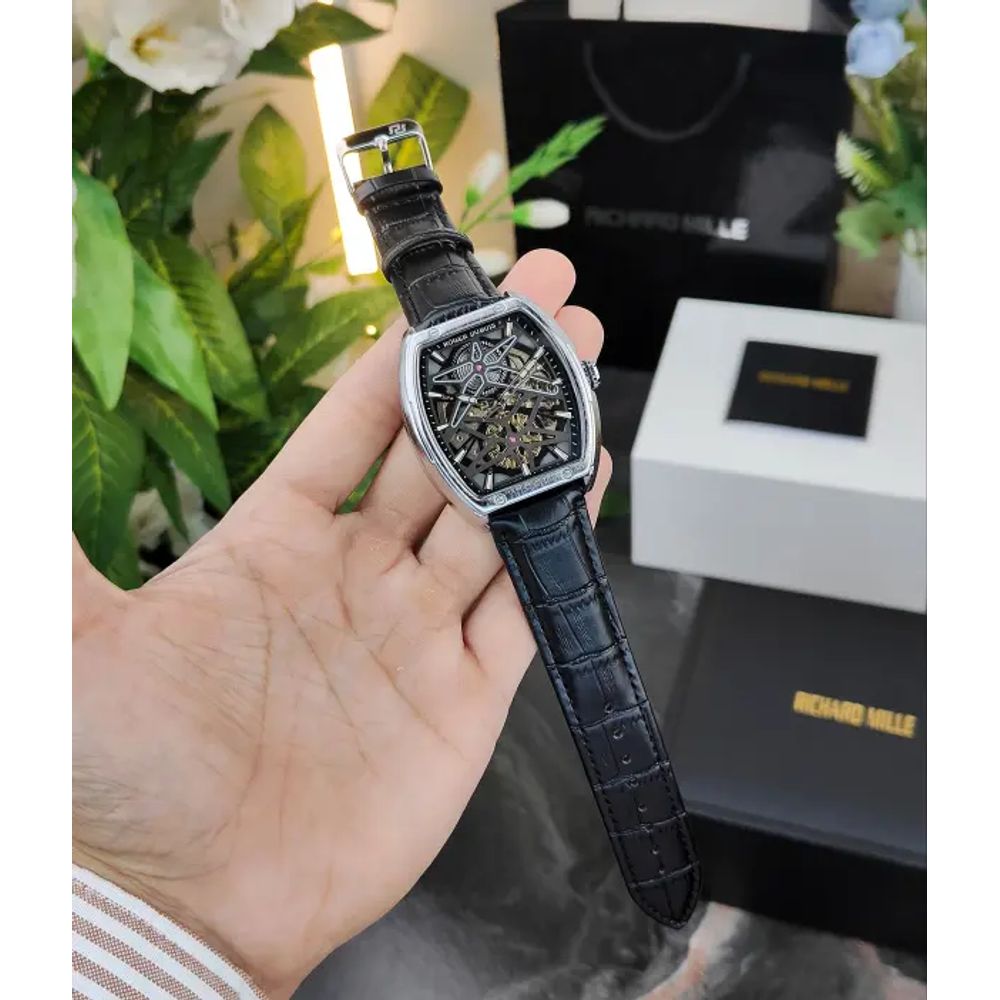ROGER DUBUISWACH M-890