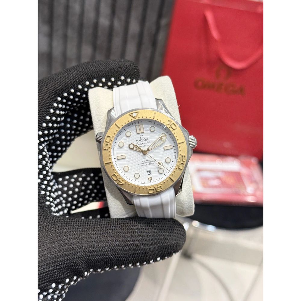 Omega Seamster Diver 300M White Gold