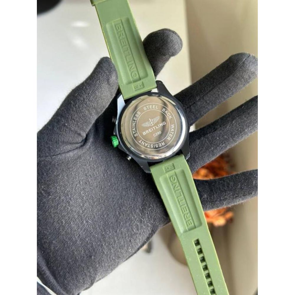 Breitling Endurance Pro Green (Date working)
