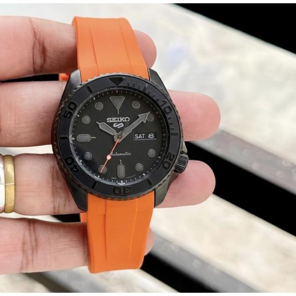 Seiko 5 Premium Watch Heavy Quartz