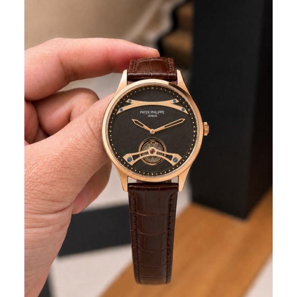 PATEK PHILIPPPE LEATHER AUTOMATIC 509
