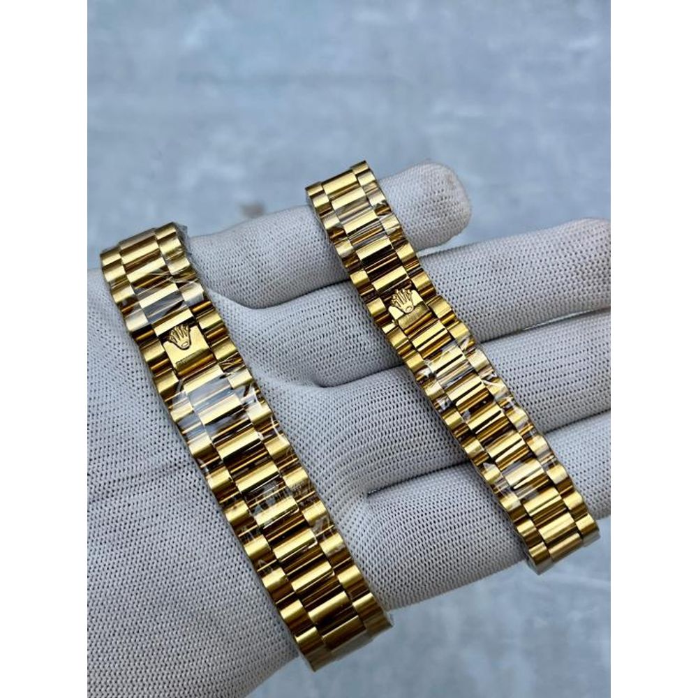 Role_ex Day-Date Couple