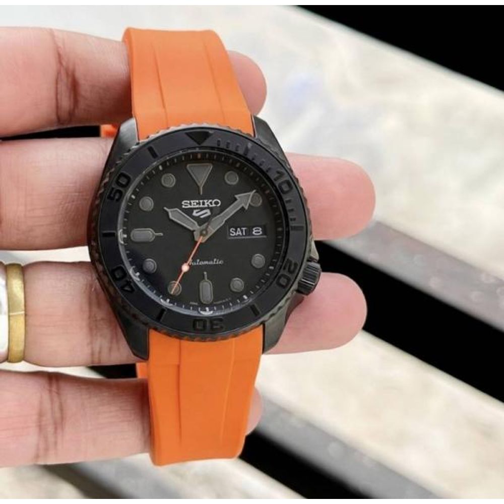 Seiko 5 Premium Watch Heavy Quartz