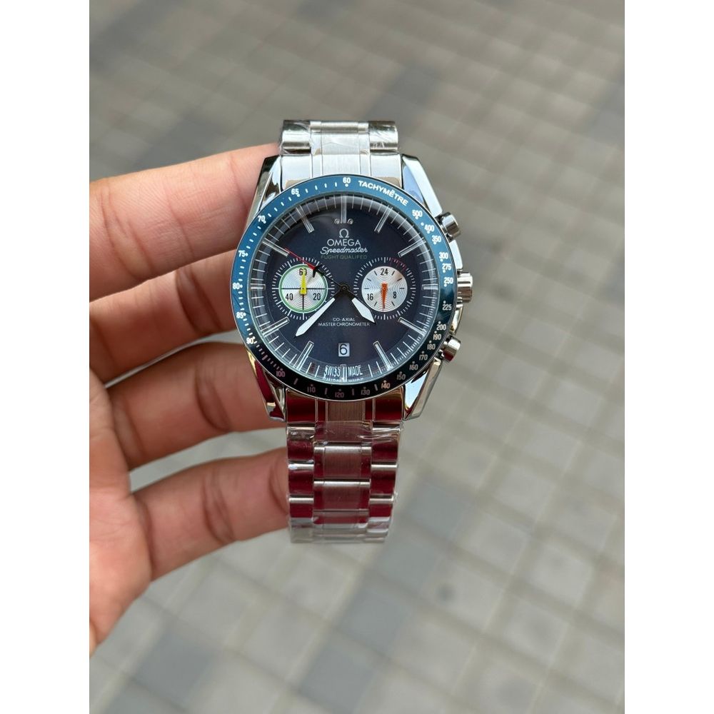 Omeg a Speedmaster Chronograph