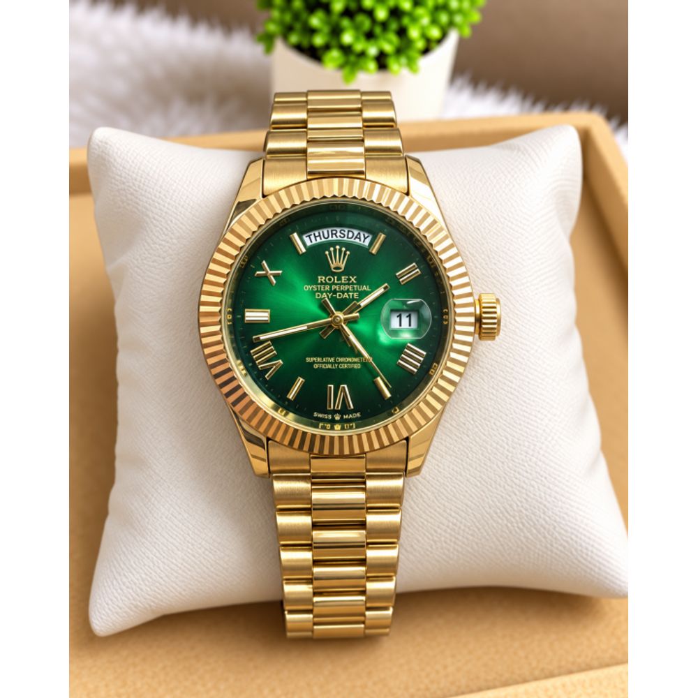 Rollex Day Date Gold Green Roman Sweep Movement AT299
