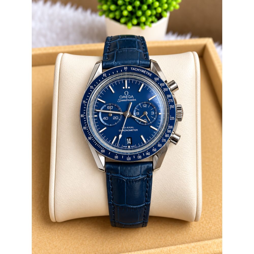 Omegha Speedmaster Co-Axial Chronometer FST AT492