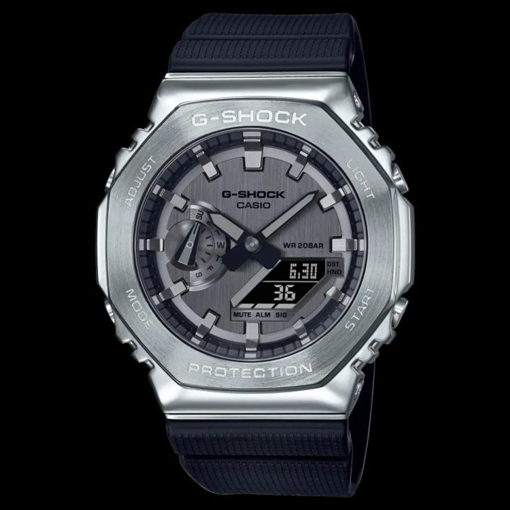 Casio g shock gm2100 black silver Black