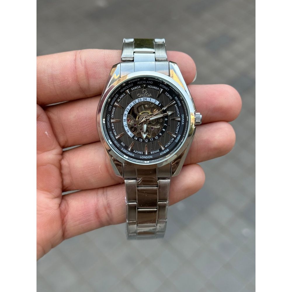 Omeg a Sea Master Aqua Terra World Timer Automatic Silver Black Stainless Steel