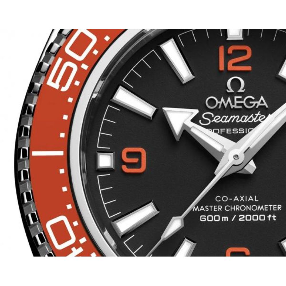 Omegg_a Seamaster Planet Ocean 600M Co-Axial Master Chronometer black orange