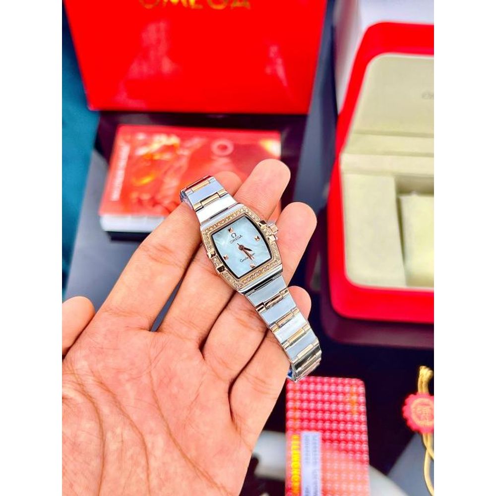 OMEGHA WATCH M-569