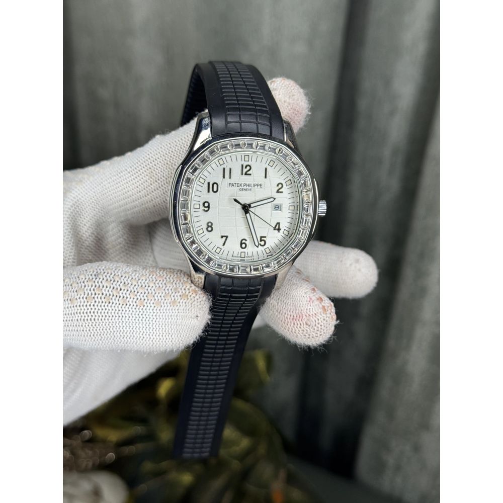 Patek Aquanaut Black White Diamond Premium Watch