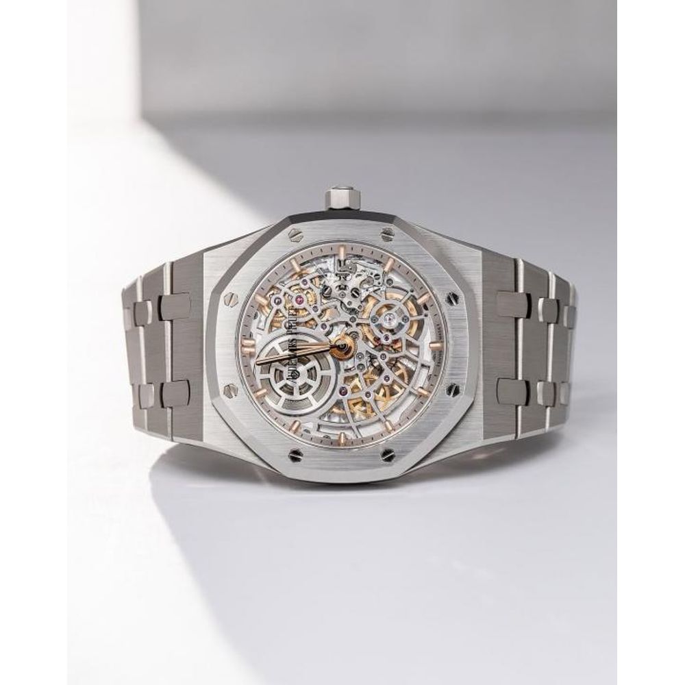Audemar Piguet Royal Oak Jumbo Extra-Thin Openworked silver white