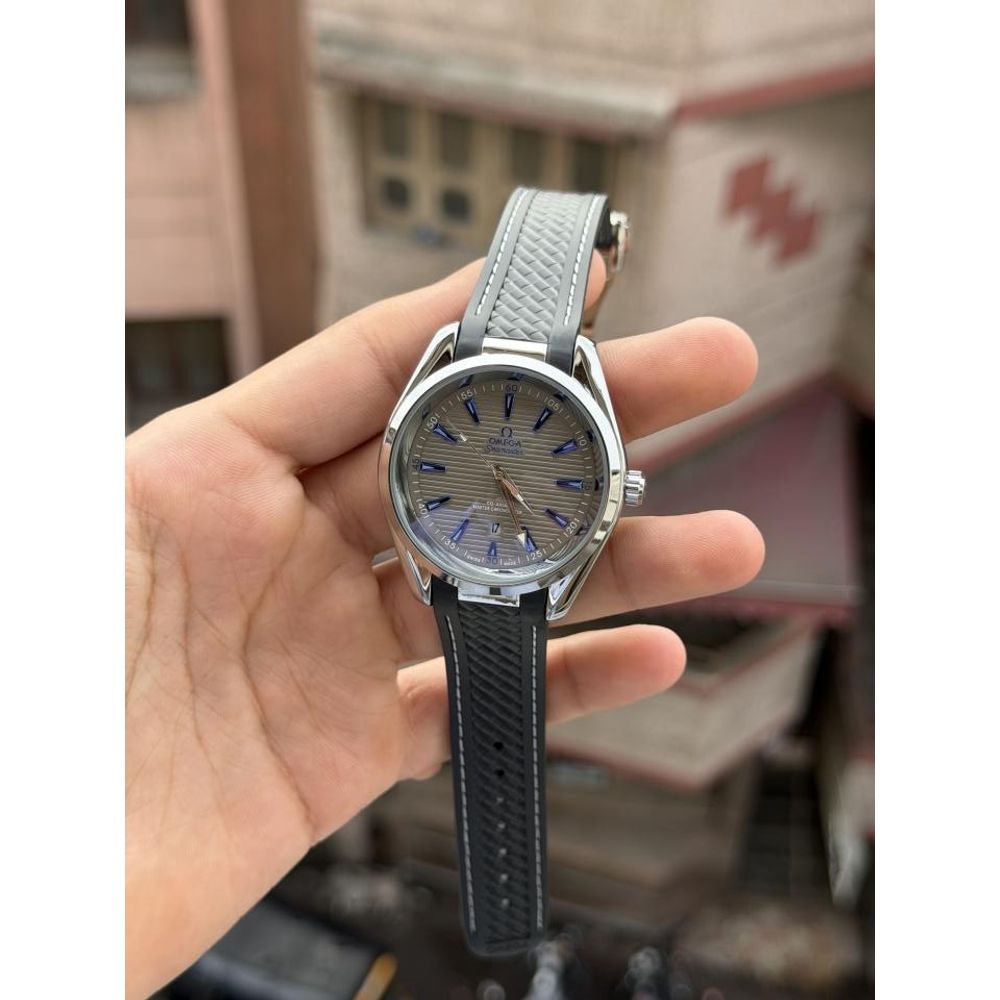 OMEGGA SEAMASTER