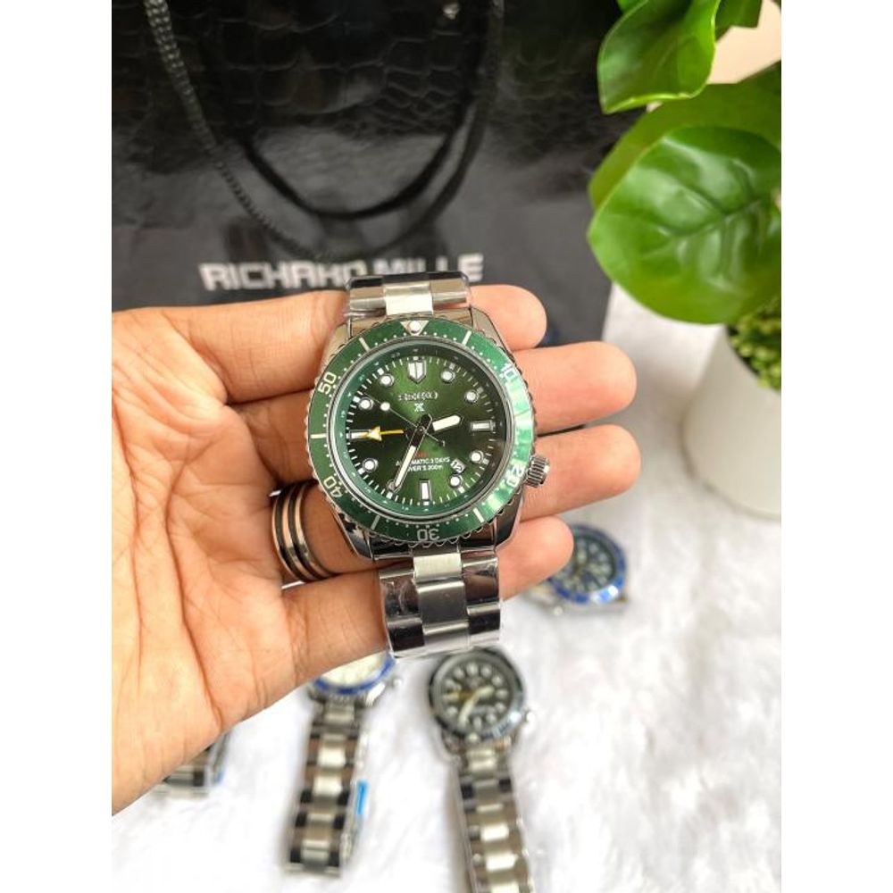 Seiko GMT Open Back Silver Green AT459