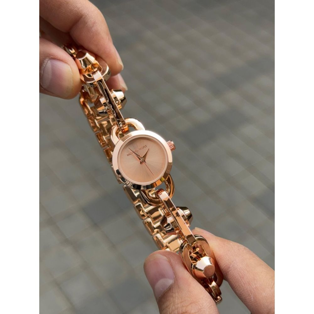 Michael Kor s Astor Women s Full Rose
