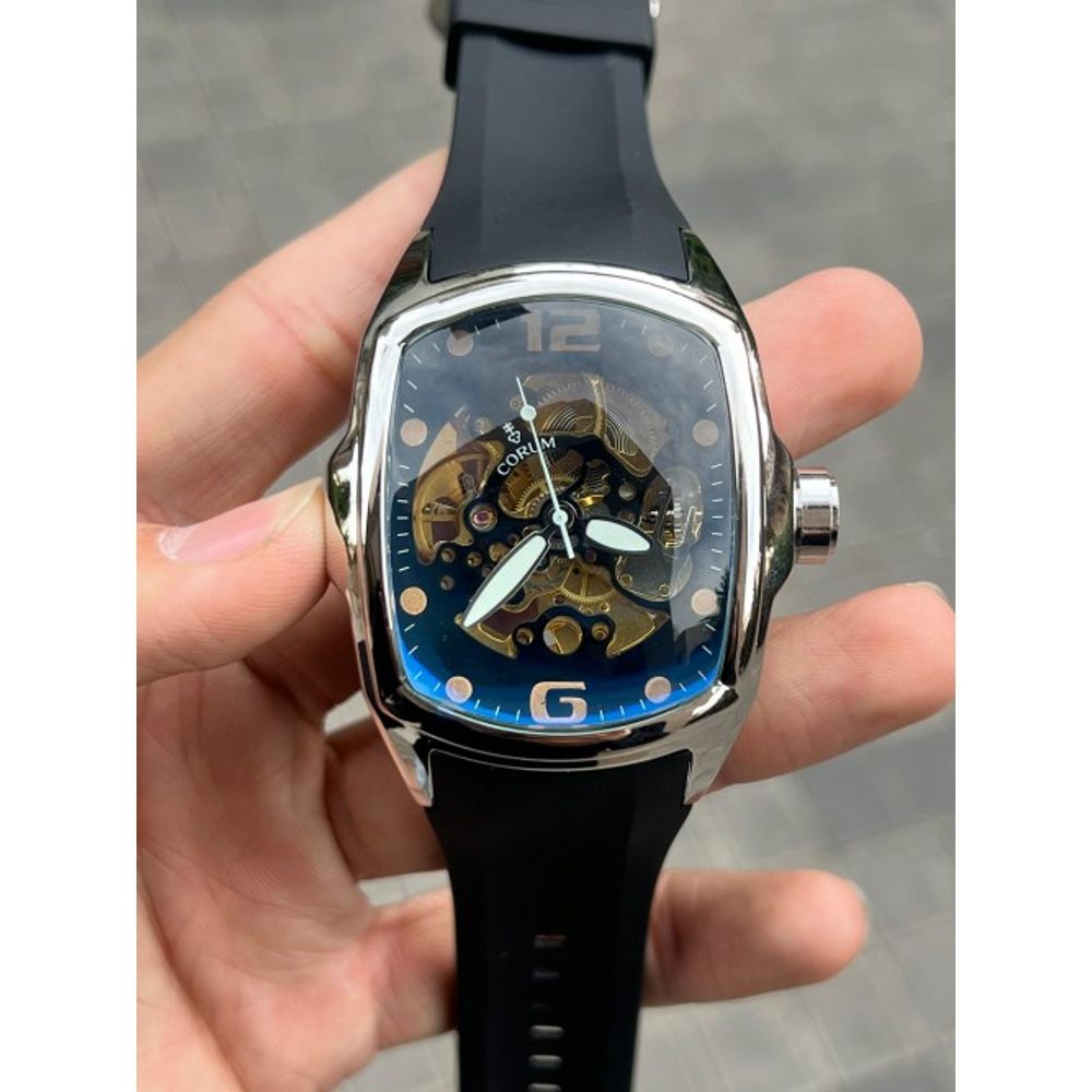 Coru m Automatic Silver Black