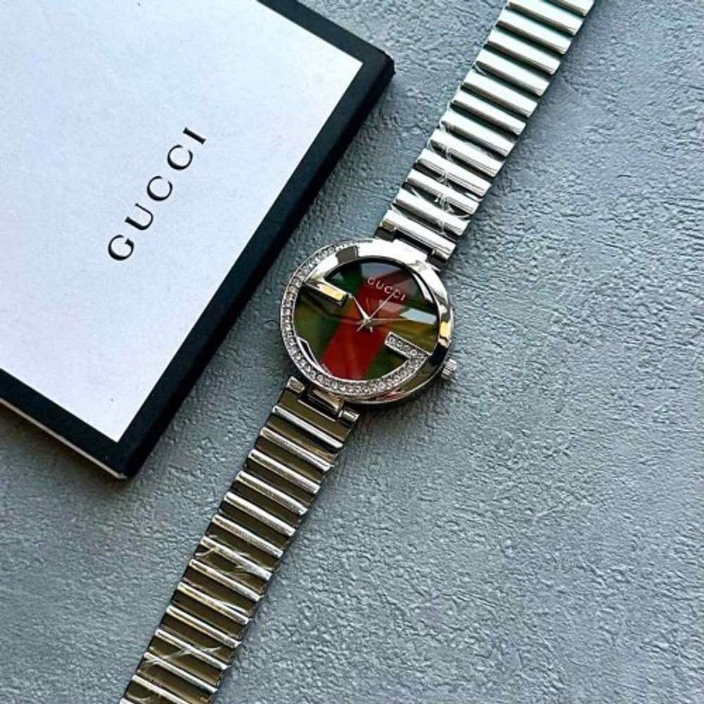 Guchi Interlock