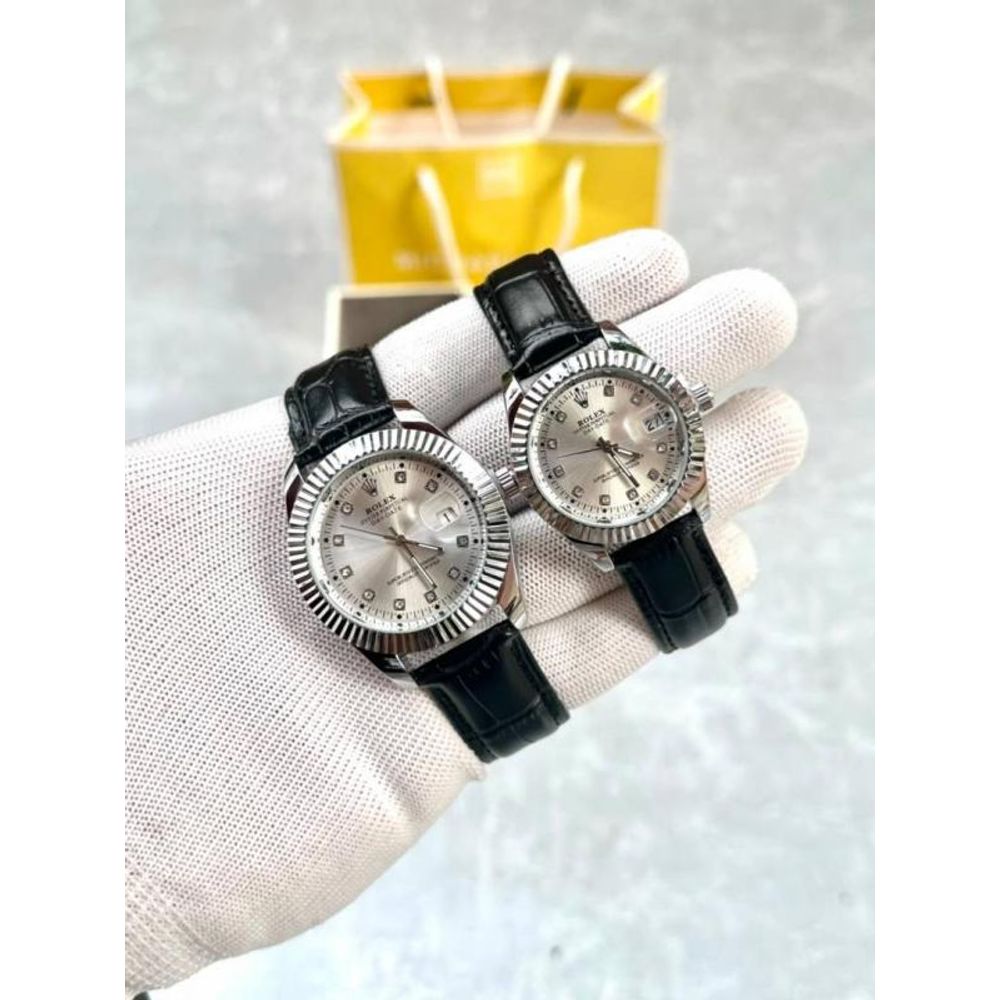 Role_ex Oyster Date Couple