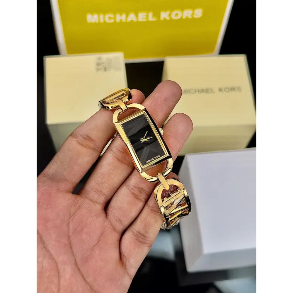 MICHEAL KORS WATCH M-581