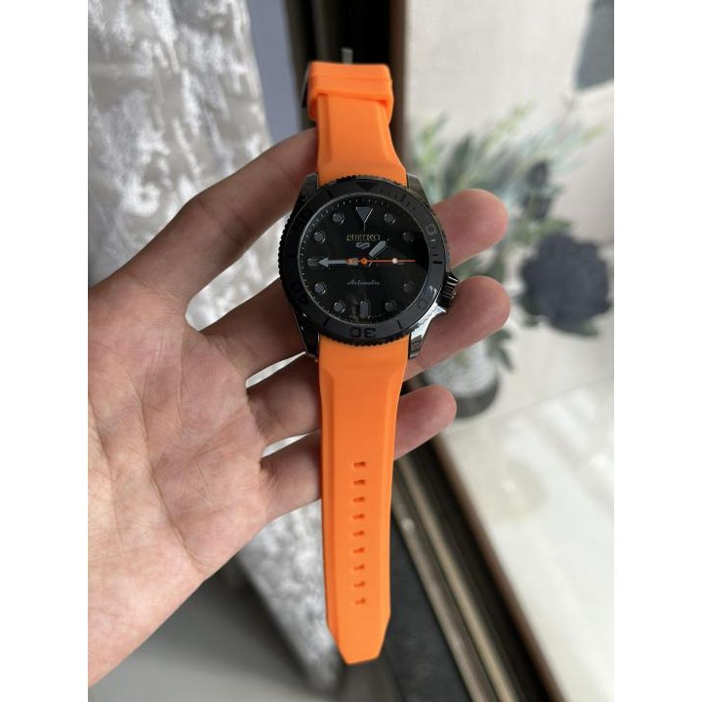 Seiko 5 Premium Watch Heavy Quartz