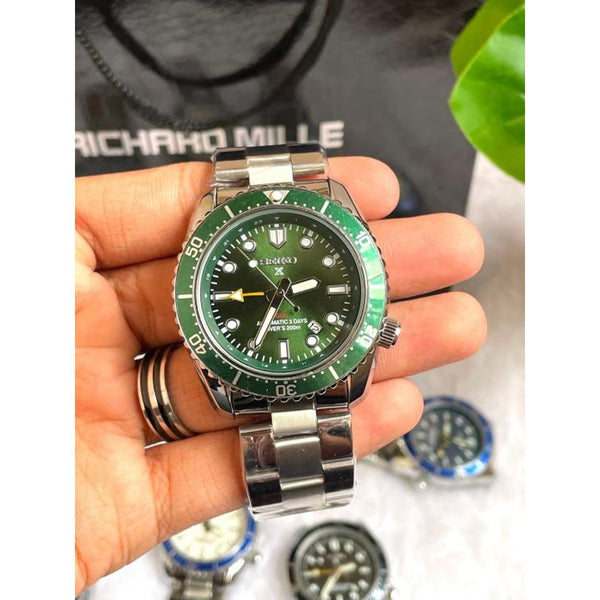 Seiko Prospex GMT Open Back Silver Green AT459